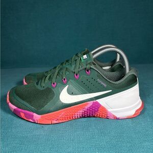 Size 6.5M/8Women - Nike Metcom 2 Flywire multicolor shoes